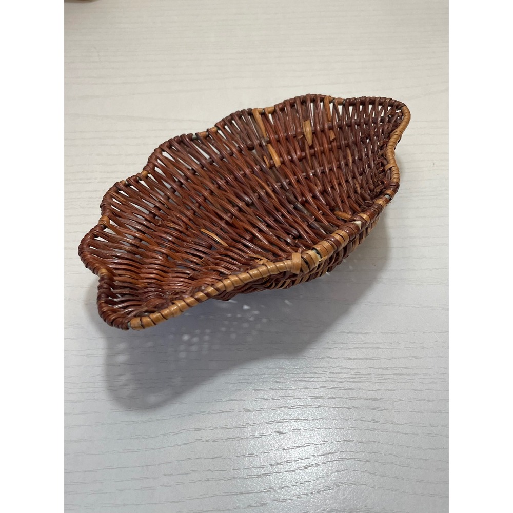 Woven Rattan Seashell Trinket Dish Catch All Tray Beach Coastal Decor - Picture 4 of 4